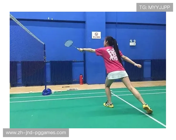 羽毛球推球怎么训练